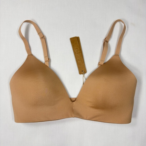 SKIMS Tan Bra - Picture 1 of 5